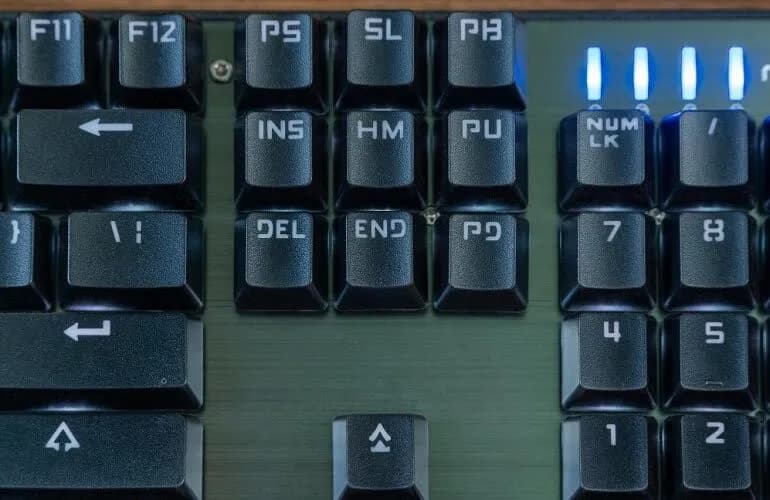 Jak szybko i łatwo wyłączyć klawiaturę numeryczną na komputerze
