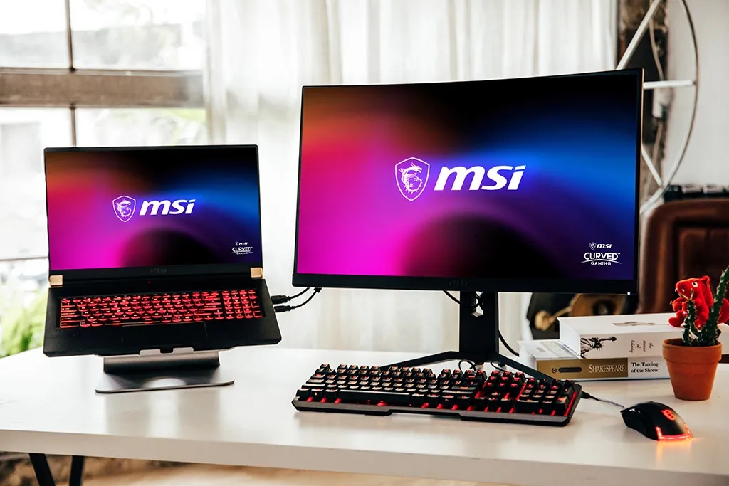 Jakie możliwości mają laptopy? Ile monitorów można podłączyć?